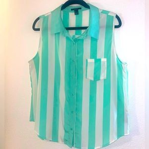 Forever 21 Vertical Stripe; Pastel Sleeveless Button Down Size L